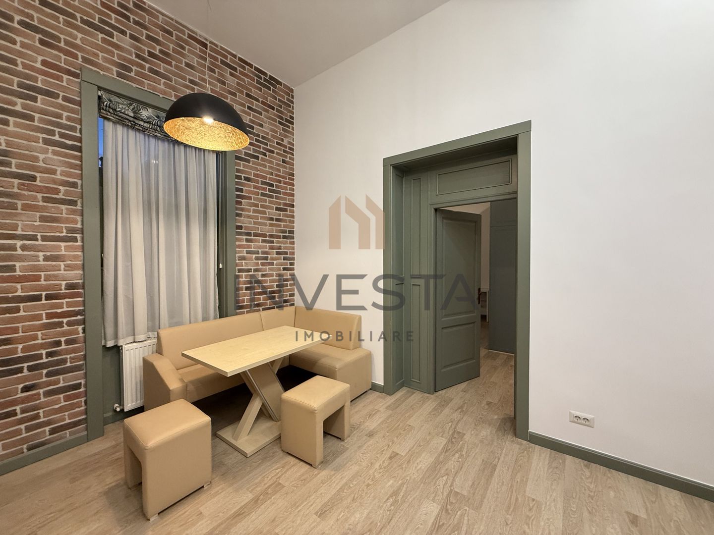 Apartament elegant cu 2 camere, 65 mp, în zona ultracentrală - Poză 1