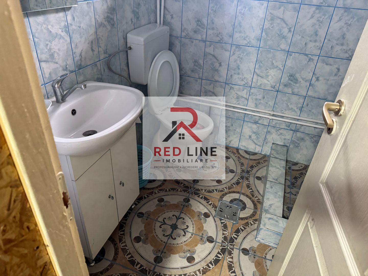 Casă cu anexe de vânzare în Sat Roșiori, Comuna Vânători, jud. Mehedinți - Poză 6