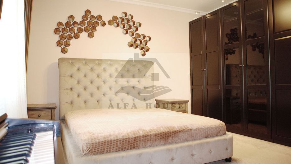 Casa deosebita cu 4 camere, 228 mp, Brașov - Cartierul Stupini - Poză 21