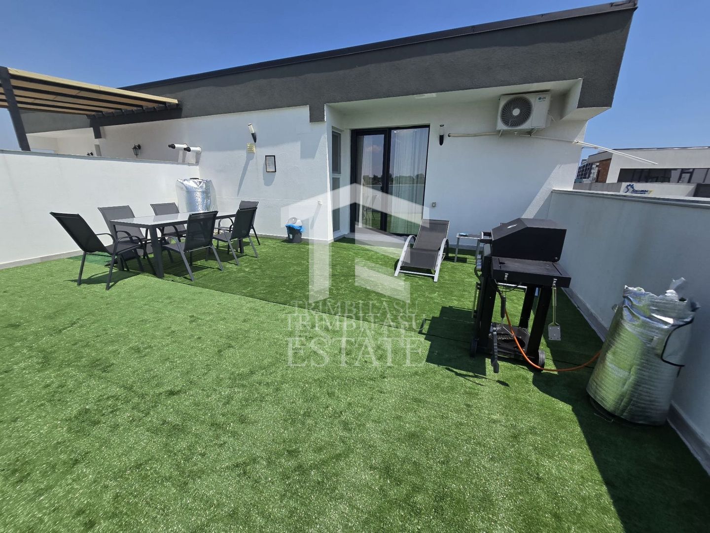 MAMAIA SAT- 3 camere cu vedere la mare | gata de mutat sau de investit - Poză 29