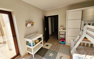 1/2 Duplex, 4 camere, mobilat, utilat, 230 mp, zona Lipoveni - Poză 19