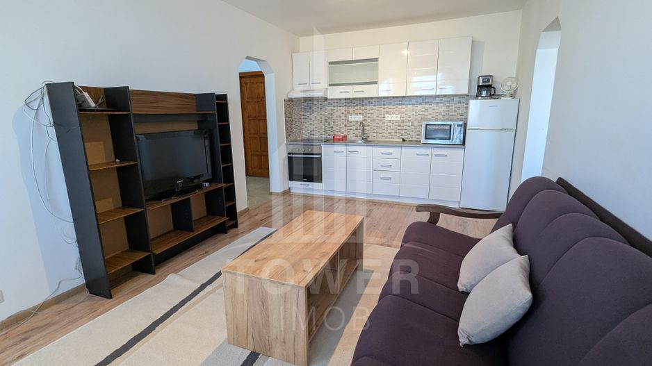 Apartament de inchiriat - 3 camere, priveliste - Hipodrom, Sibiu - Poză 1