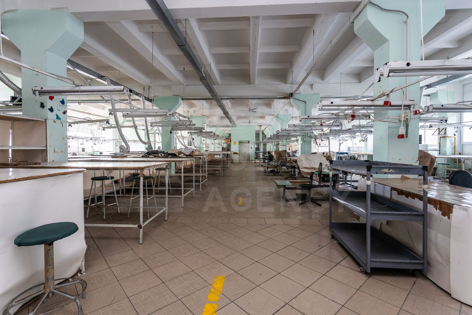 Chirie, spațiu industrial, 1000 mp, str. Sprîncenoaia, Centru - Poză 15