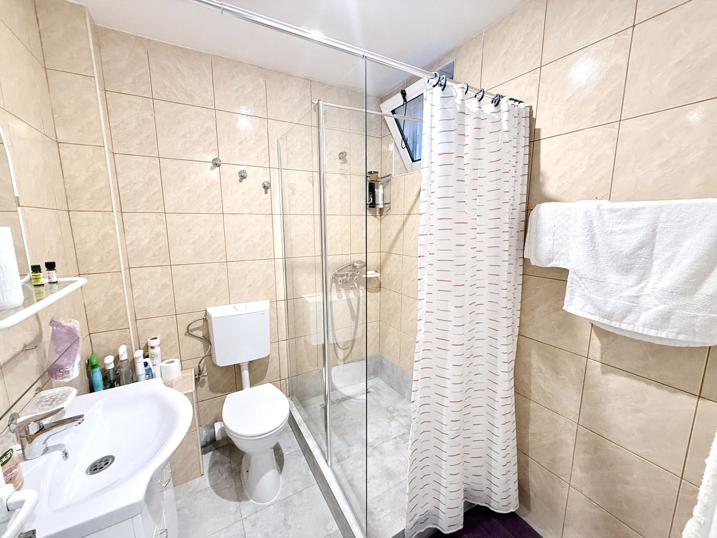 Vila în stil American - Total independentă energetic, garaj + terasă! - Poză 29