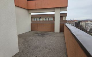 Penthouse 116 mp, terasă generoasă- vedere panoramică, compartimentare excelenta - Poză 7