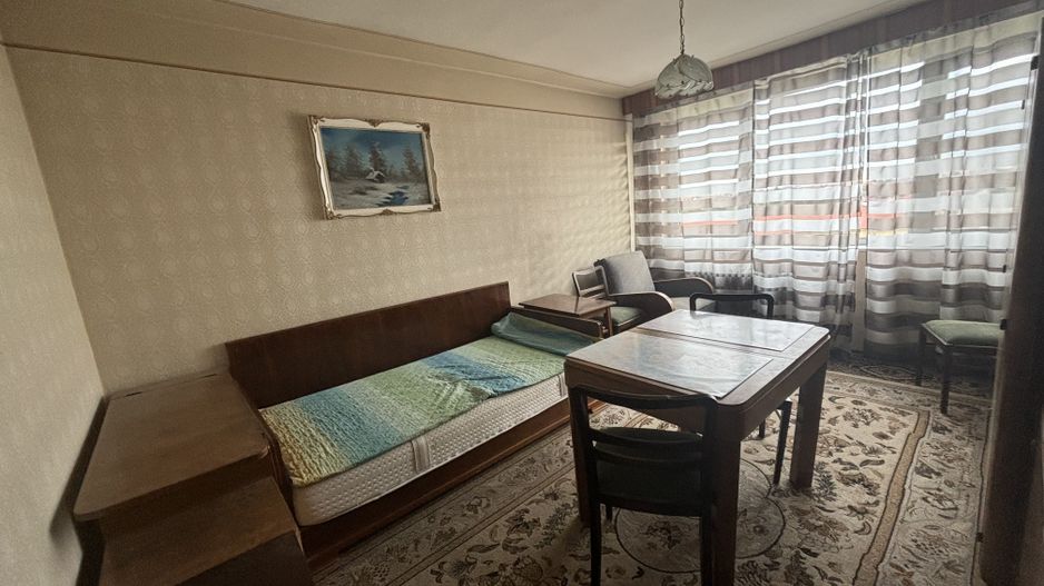 Decomandat in zona Dambovita - Poză 4