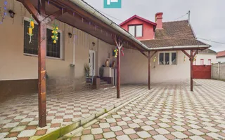 Două case, curte mare, lângă Castelul Corvinilor - Poză 29