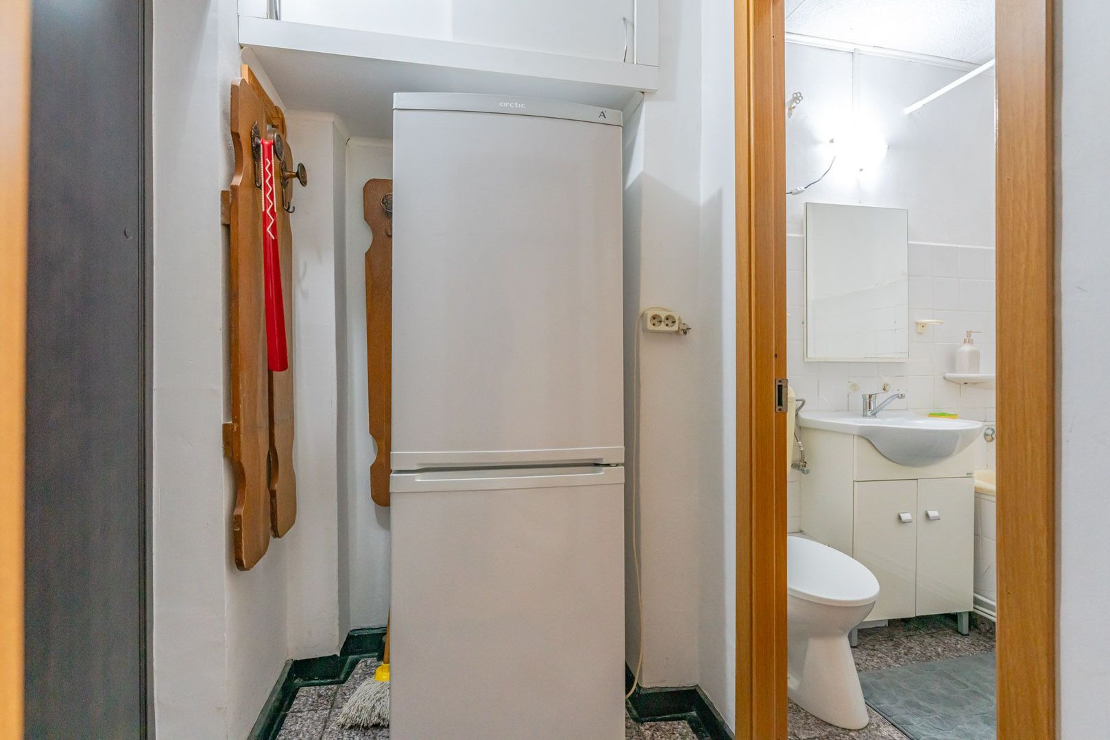 Garsoniera mobilata cu loc de parcare - Poză 9