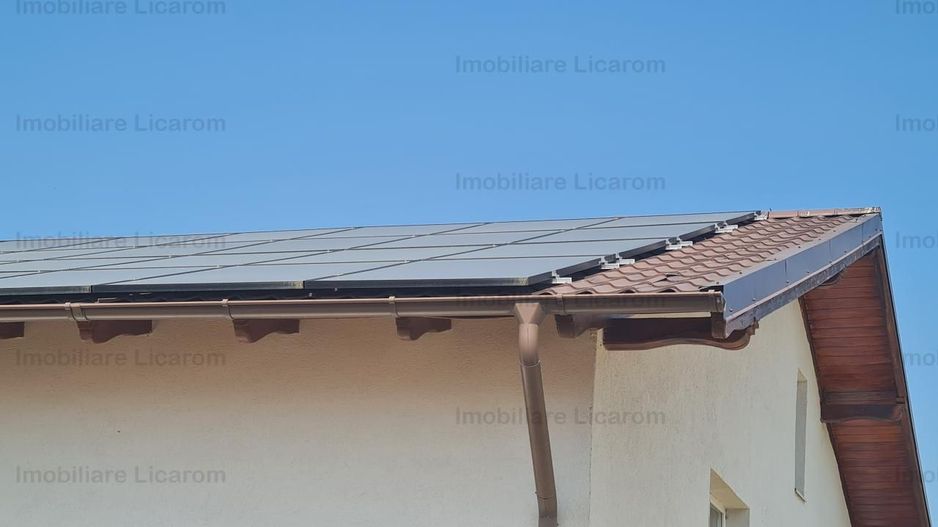 Proprietate in Cristian cu trei constructii+o fundatie,450000euro - Poză 17