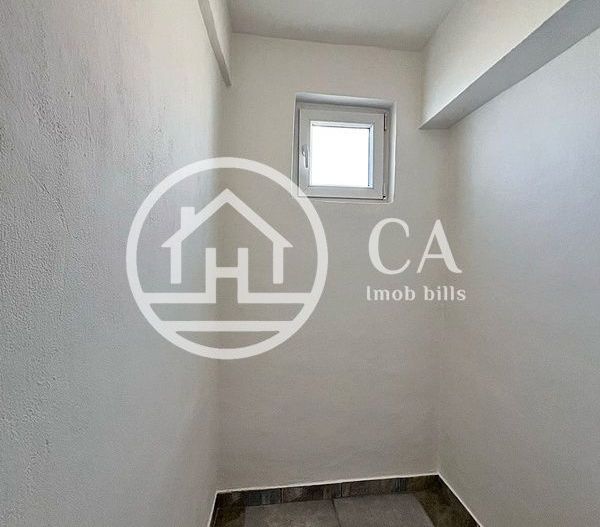 Apartament de vânzare cu 4 camere în zona centrală, Oradea - Poză 13