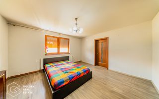 Casă 3 camere renovată în Bujac-Sega , 2 corpuri, teren 572 mp - Poză 7