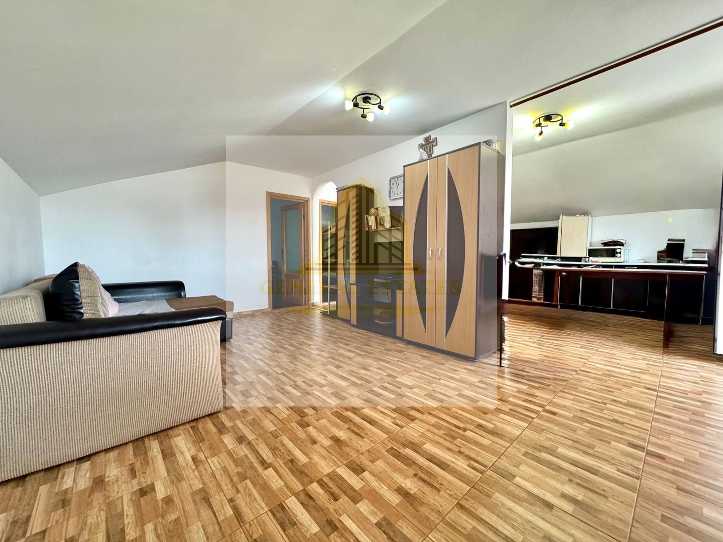 Vânzare Casă - Copou- P+M - lângă Gradina Botanică - Poză 17