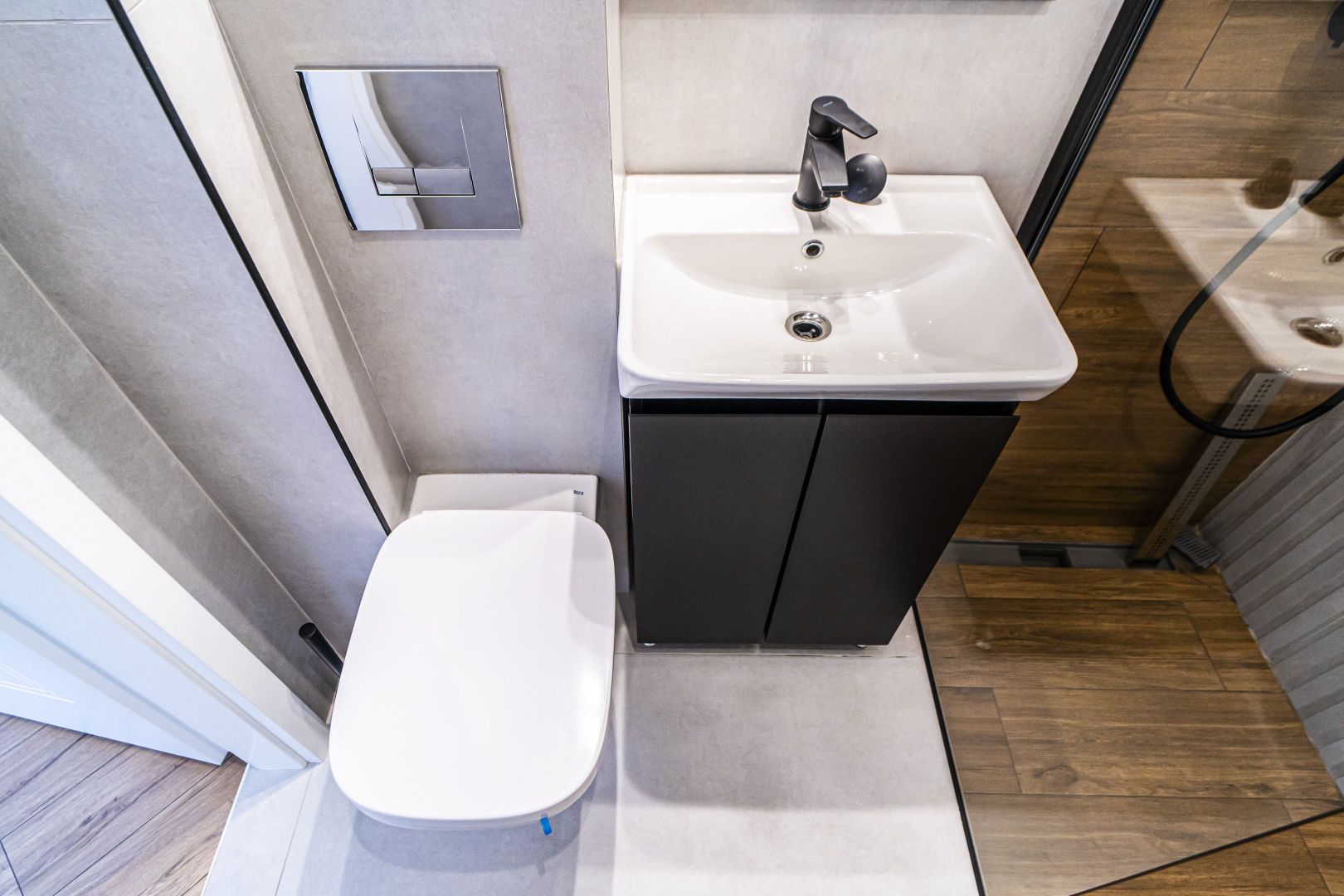 2 camere de închiriat, mobilat modern, totul nou, Metrou Râul Doamnei - Poză 7