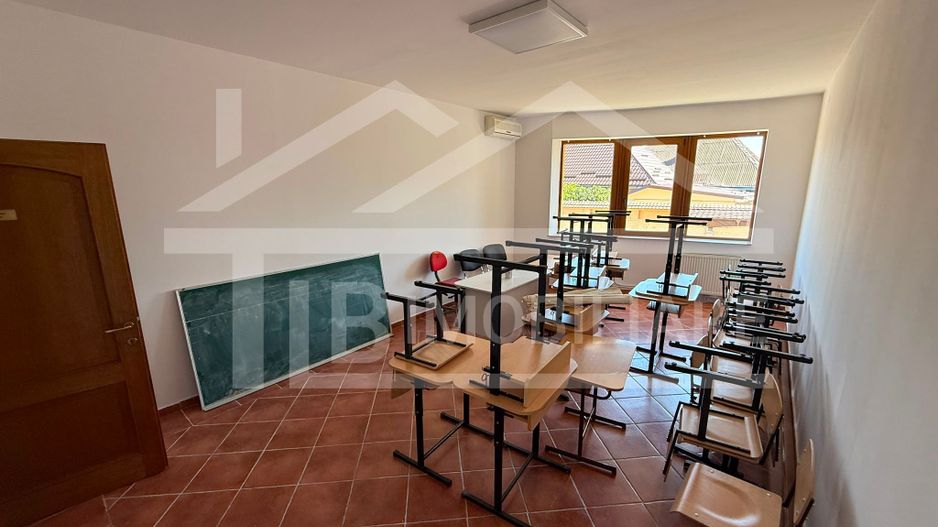 Casa individuala, 10 camere, 753mp, Zona Sancraiu de Mures - Poză 8