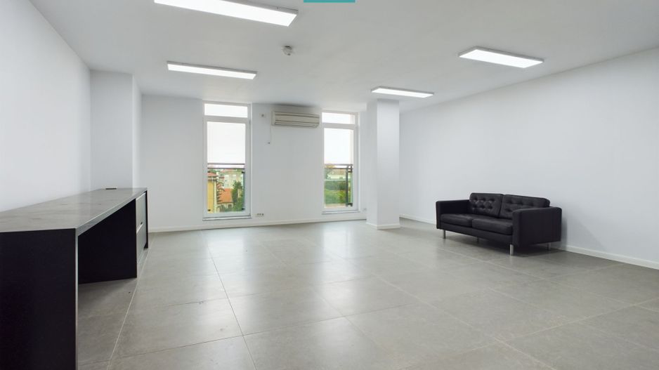 Sediul Dvs. de Afaceri Modern în Complexul PLAZA - Poză 1