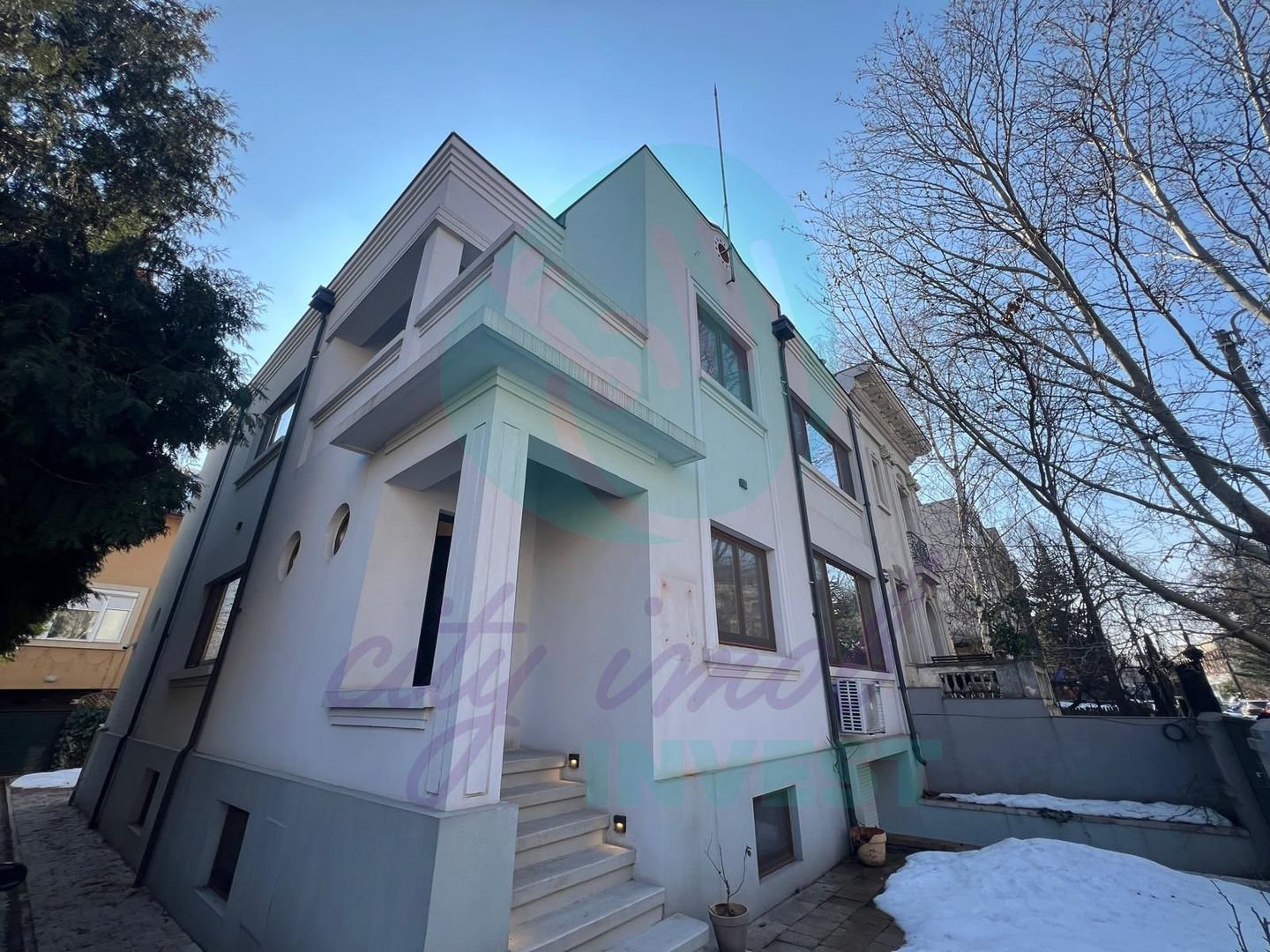 Vilă elegantă în Cotroceni | 320 mp | renovată integral | ideală sediu firmă - Poză 1