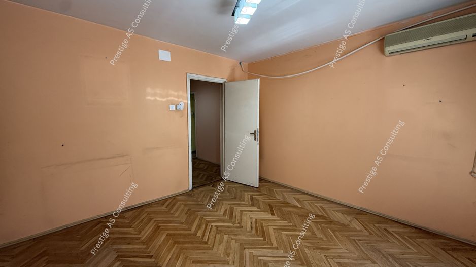 Apartament 4 camere, parter inalt zona Punctele Cardinale - Central - Poză 8
