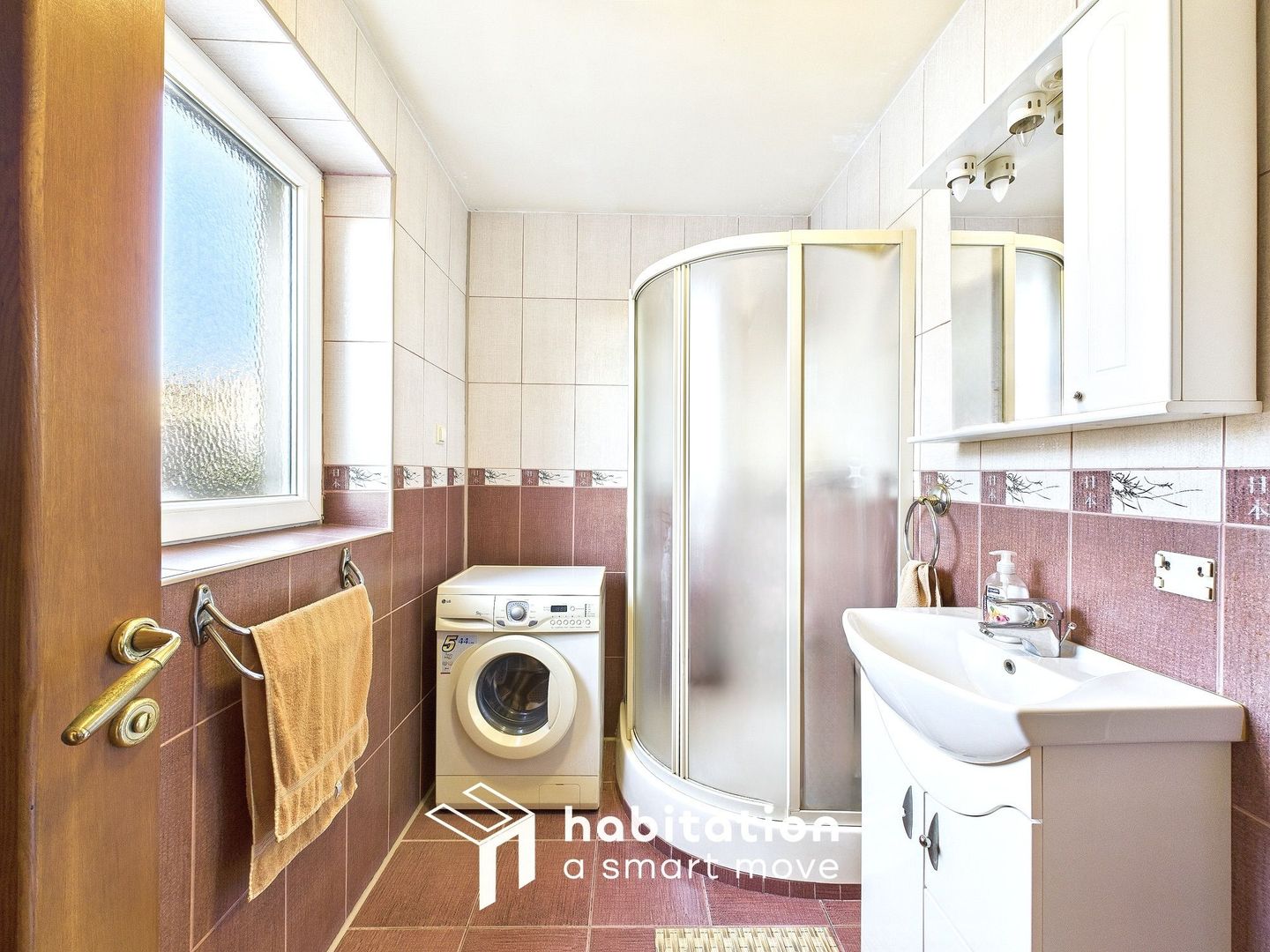 Descoperă turul virtual – Casă individuală spațioasă,  zona Bucovina - Poză 25