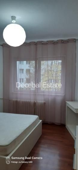 2 camere 1984 50 mp utili metrou Titan etaj 4 din 10 - Poză 5