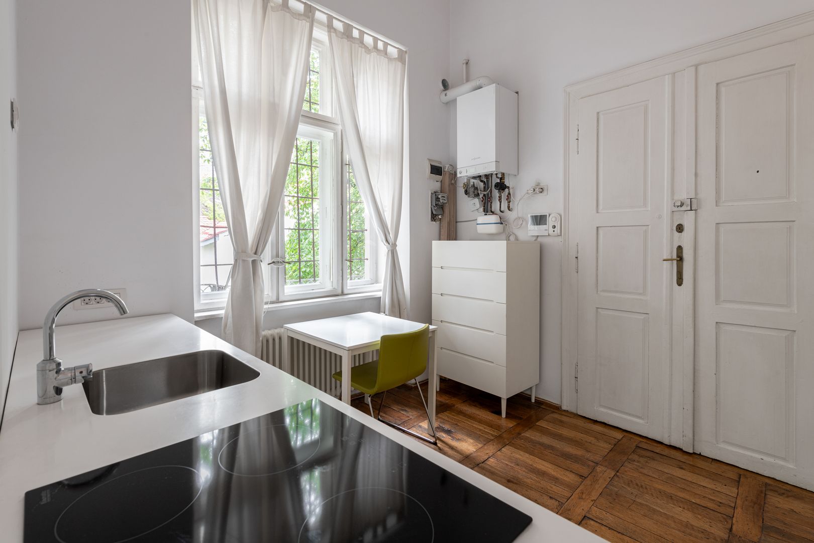 Apartament-galerie la kilometrul zero | 2 camere + mezanin, 2 băi - Poză 15