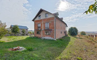 Casă P+1E, 402 mp, teren 3.600 mp, 17 km de Roman - PREȚ LA OFERTĂ! - Poză 21