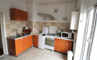 De inchiriat apartament cu 2 camere Gradina Publica et. 4, 300 euro - Poză 4