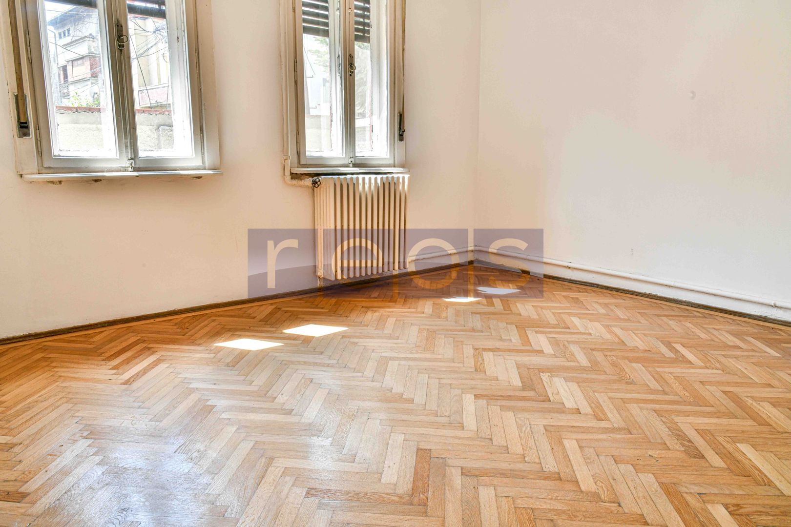VANZARE | CASA 4 CAMERE | FLOREASCA | - Poză 3