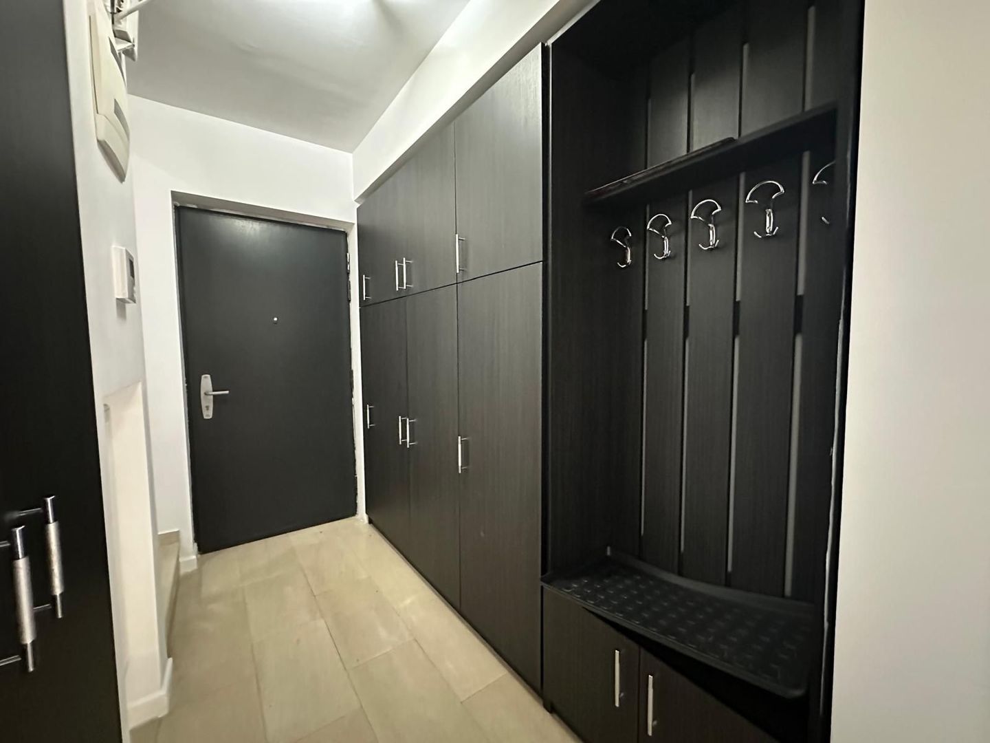 Prelungirea Ghencea – Casă spațioasă, mobilată și utilată, în complex - Poză 18