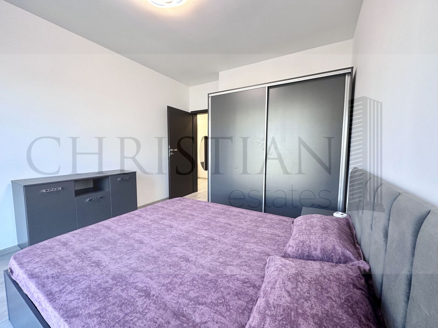 Apartament 2 camere - Exigent Plaza Residence Faza 4 + parcare - Poză 3