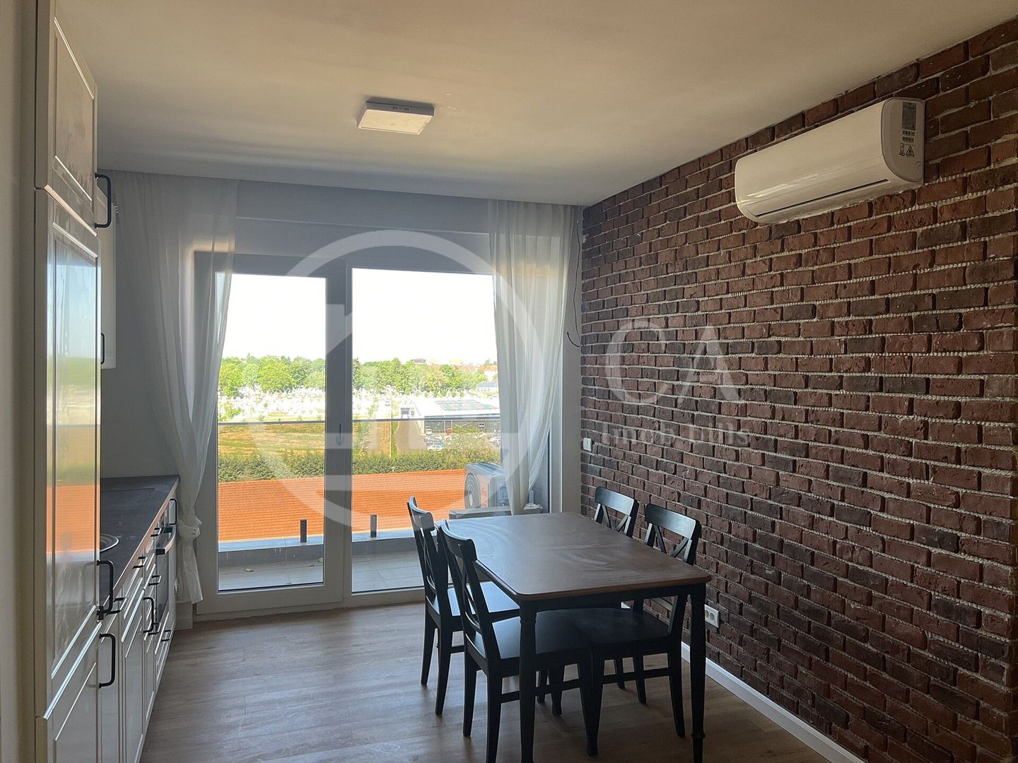 Apartament cu 2 camere de vanzare in West Residence Oradea - Poză 2