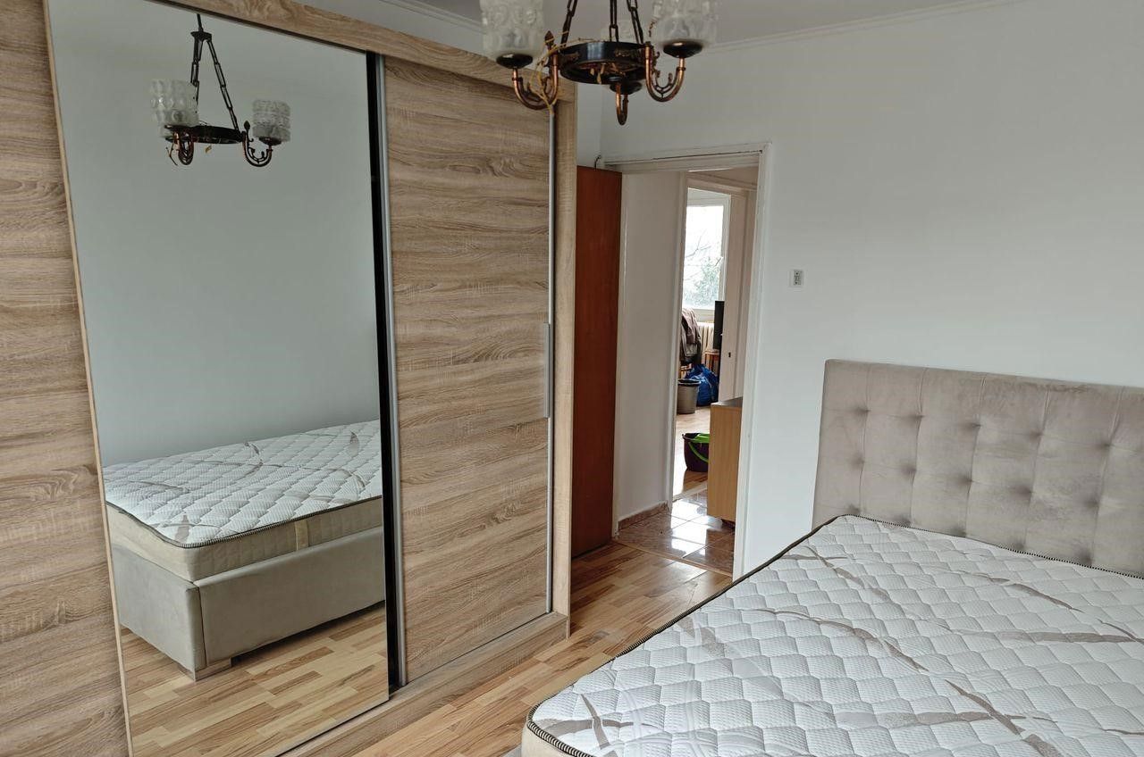 Apartament renovat cu trei camere,  Emil Racovita, 106.000€ - Poză 1