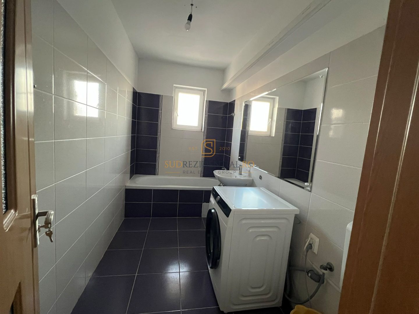 Apartament 3 camere, terasa generoasa, acces metrou Aparatorii Patriei - Poză 11