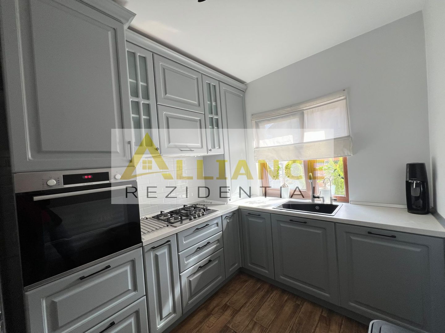 Duplex mobilat si utilat - 4 camere - Strada asfaltata-800 M de STV - Poză 12