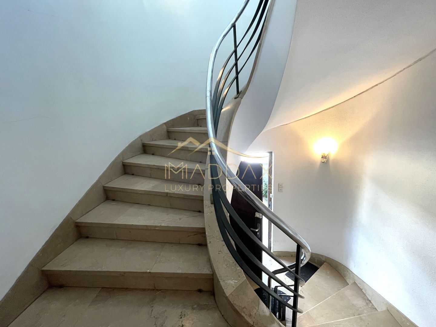 4 rooms ***203 SQM useful*** / 38 SQM terrace + garage / Primaverii - Poză 38