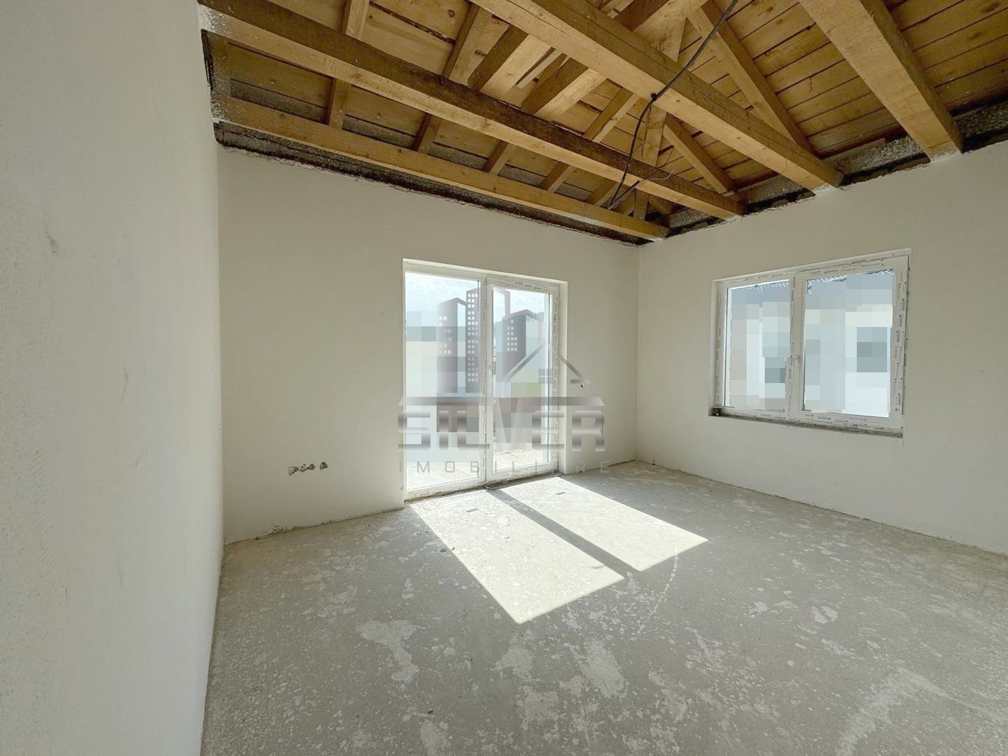 Casa  tip duplex/Zona strazii Urusagului. - Poză 12