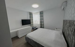 Apartament 3 camere Giroc zona ESO cu pod si loc de parcare - Poză 1