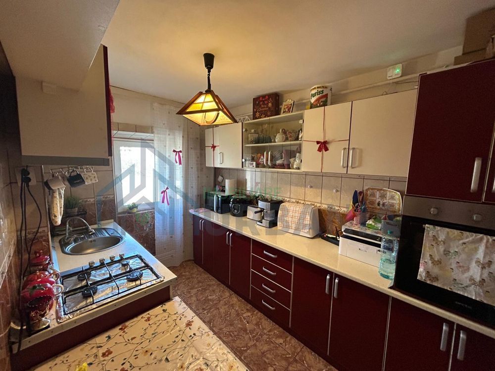 Apartament 3 camere Pacurari - Poză 4