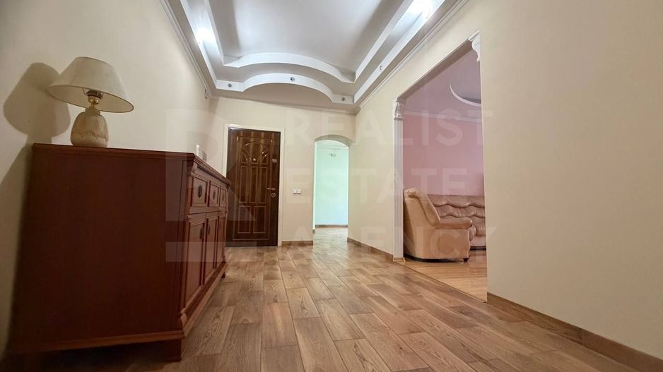 Chirie, apartament, 3 camere, Strada Nicolae Costin, Buiucani - Poză 2