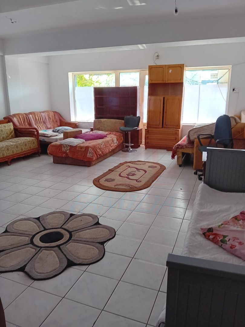 PROPRIETATE P+P1 CU 10 CAMERE – DE ÎNCHIRIAT SAU DE VÂNZARE - Poză 9