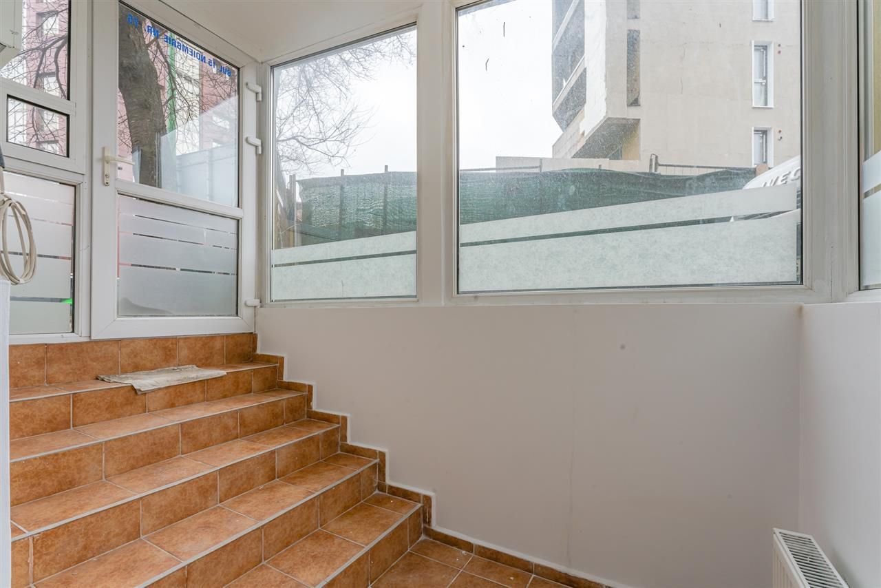 Doua spatii pentru birouri cu acces direct din strada - Poză 21