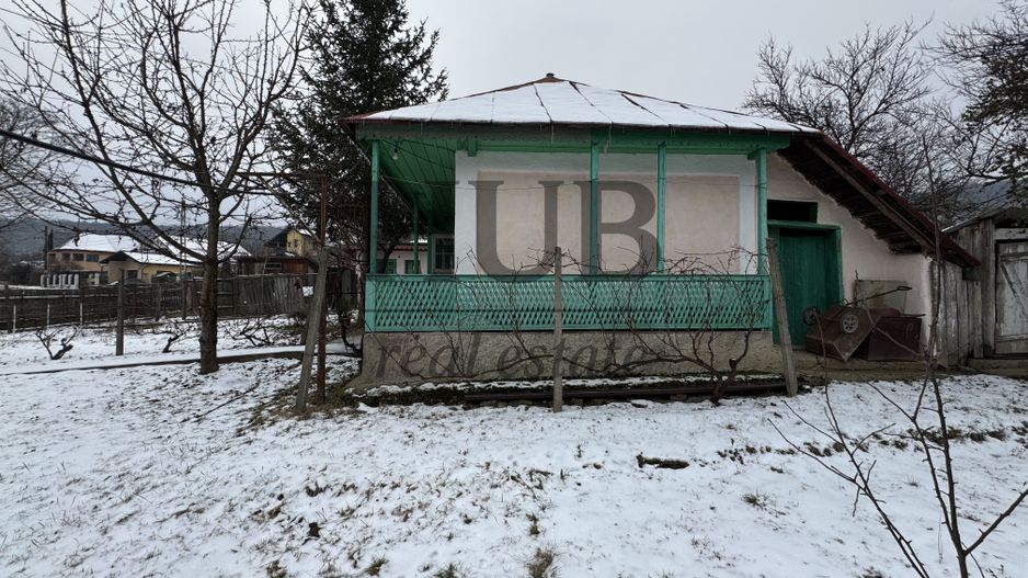 casa batraneasca situata in Hemeius - de vanzare - Poză 6