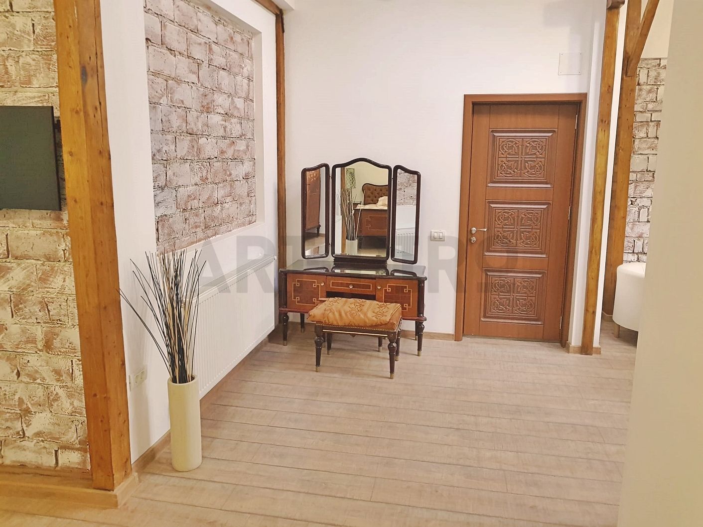 Zero comision, 55mp birou sau resedinta in vila eclectica, Polona, 1'M - Poză 9