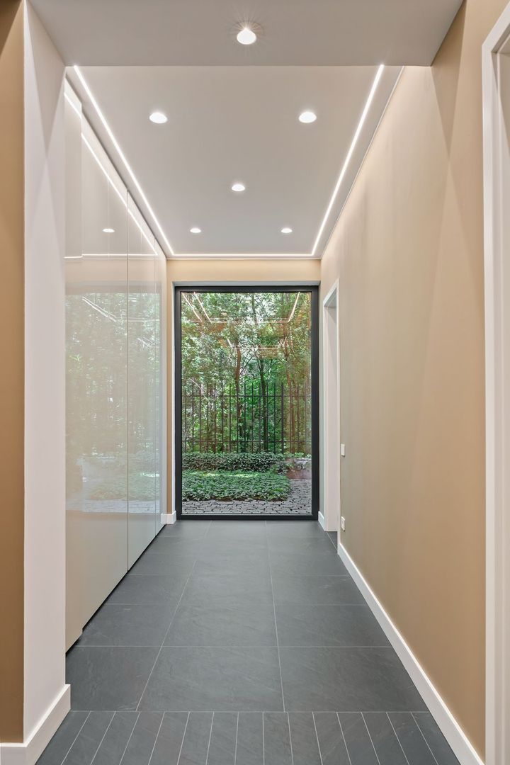 Vila superba la liziera padurii | Iancu Nicolae | Brtitish School | - Schiță 13