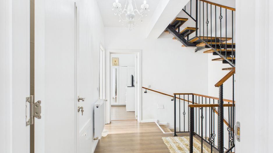 Casa familiala 5 camere, 4 bai, complex nou, Otopeni - Poză 5
