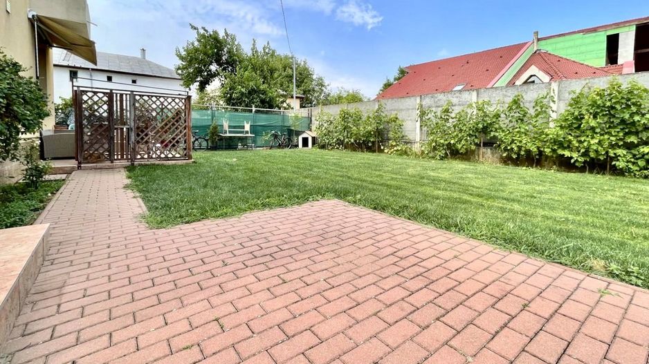 Casă spațioasă, confort ridicat, garaj și teren generos, zona Aradului - Poză 25