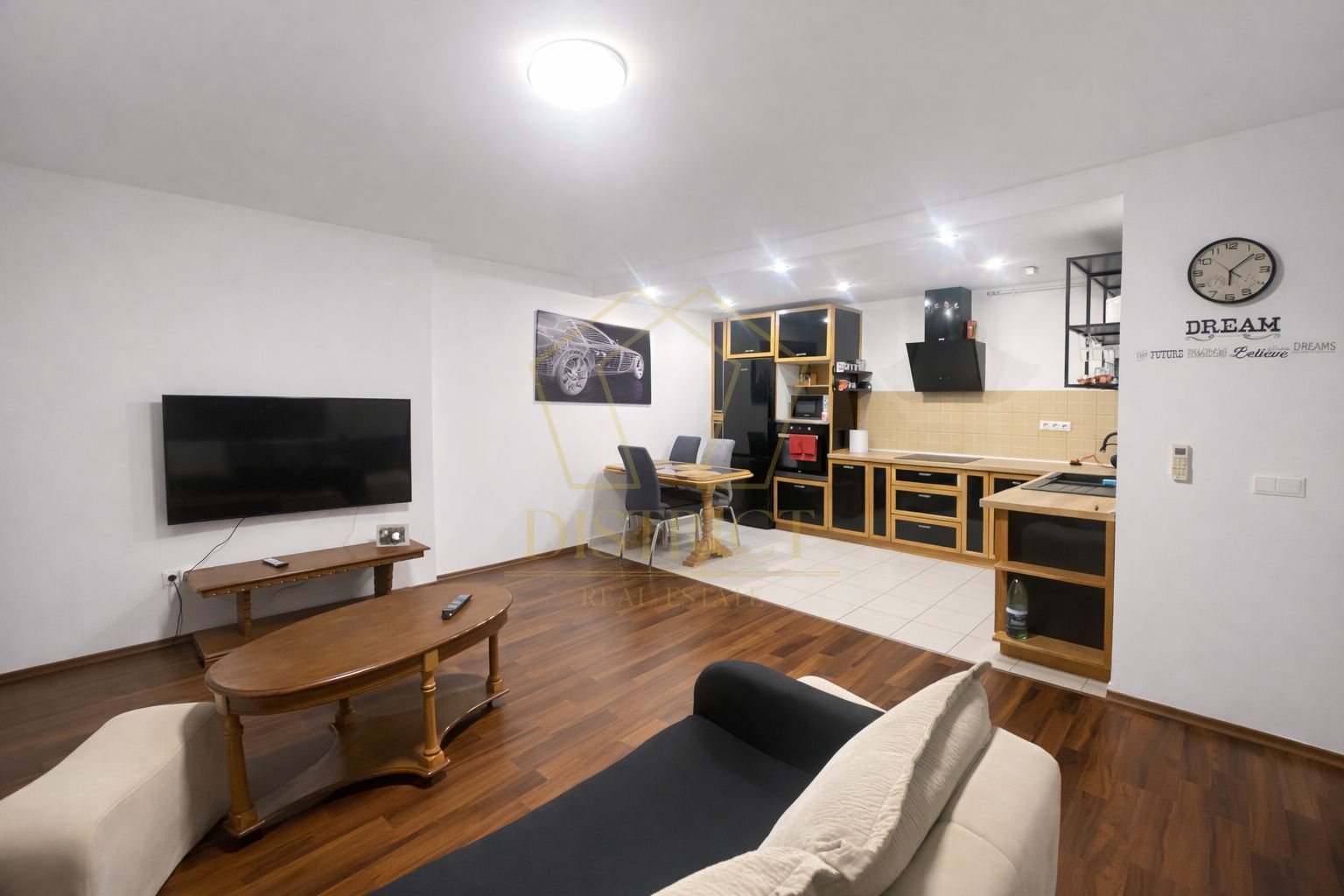 Apartament spatios cu 2 camere | Soarelui - Poză 1