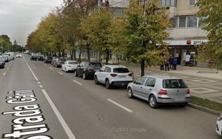 Spațiu comercial central de vânzare sau închiriere, Pașcani - Poză 1