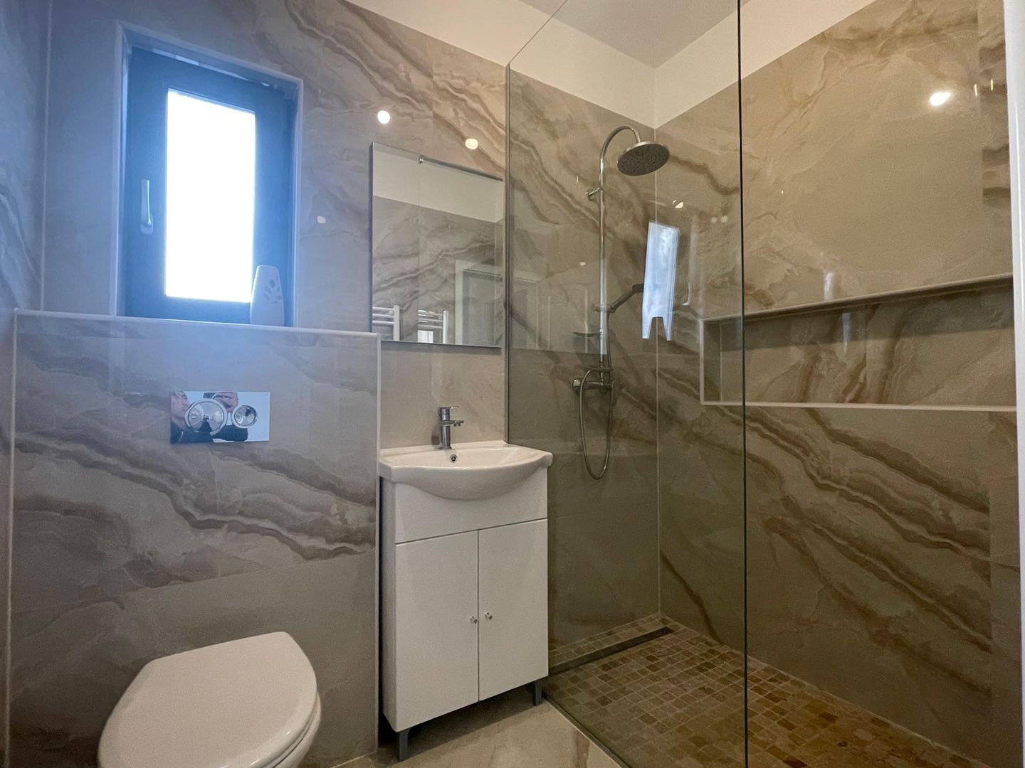 Duplex cu 3 camere, amplasament excelent |Moșnița Nouă| - Poză 11