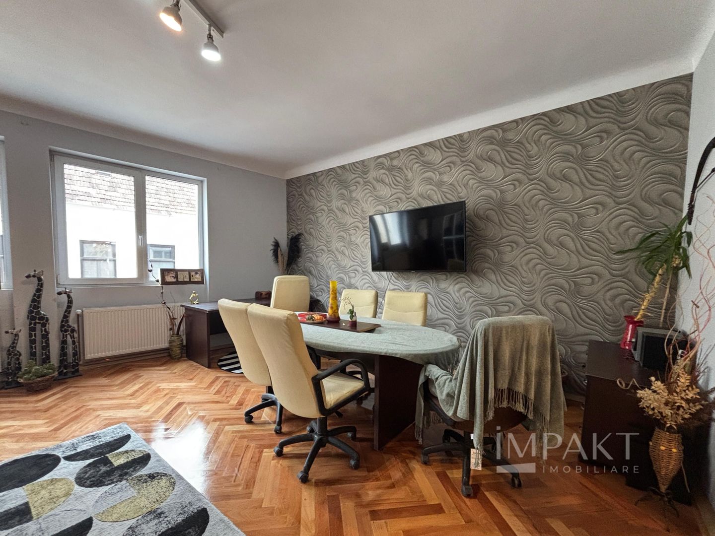 Spatiu de birouri ultra central - Poză 1