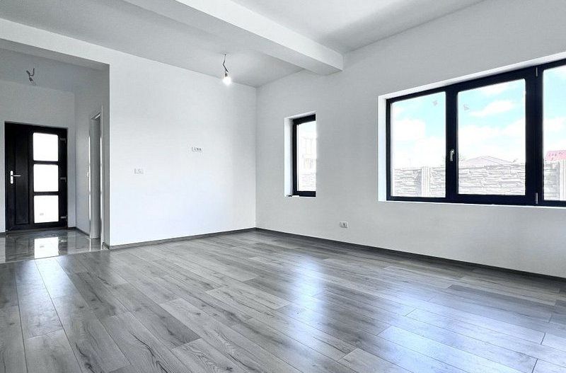 Duplex 5 camere, zona liniștită - Socar -  Dumbrăvița - Poză 2